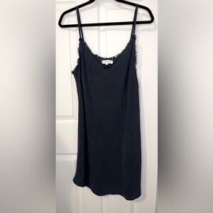 BELLA DAHL Sleeveless V Detail Neckline Dress Size L